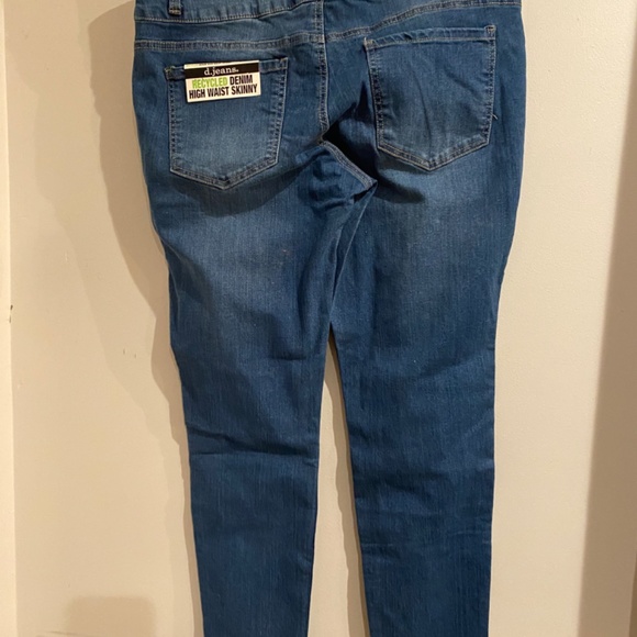 NWT D jeans skinny jeans SIZE 14PLUS - Picture 4 of 4